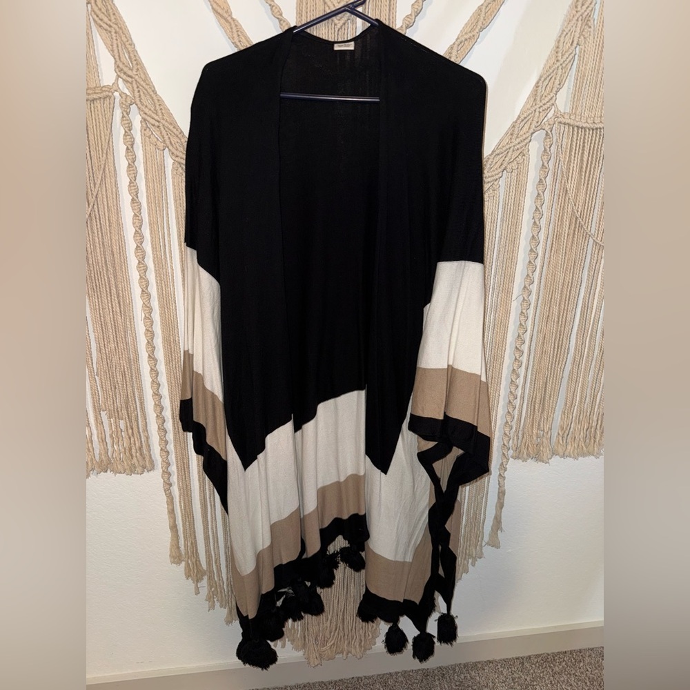 Anna & Ava Black Open Cardigan